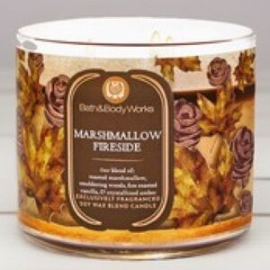 NWT Bath & Body Works Marshmallow Fireside Candle - Warm Brown